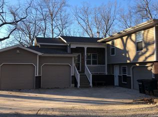 6305 S Old Village Rd, Columbia, MO 65203