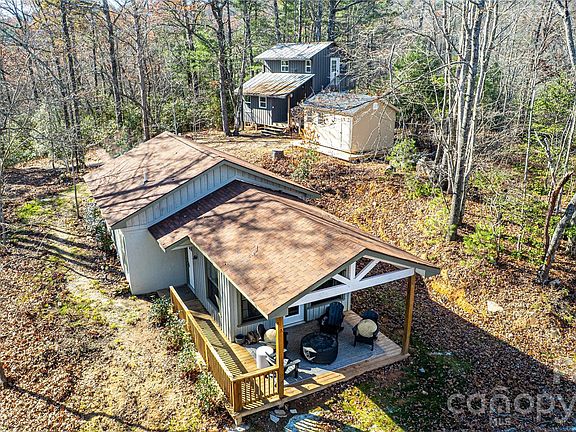2nd image of 426-428 Weaver Creek Rd