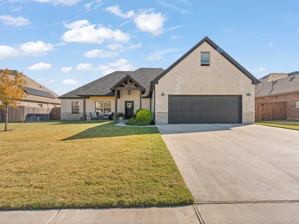1709 Sudbury Dr, Cleburne, TX 76033