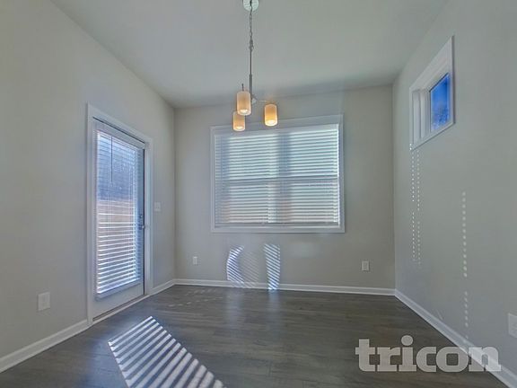 4th image of 2241 Westside Dr