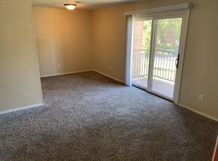 1111 Vattier St APT 18, Manhattan, KS 66502