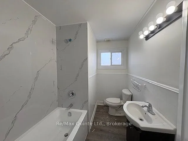 172 Queen St #5 — Photo 7
