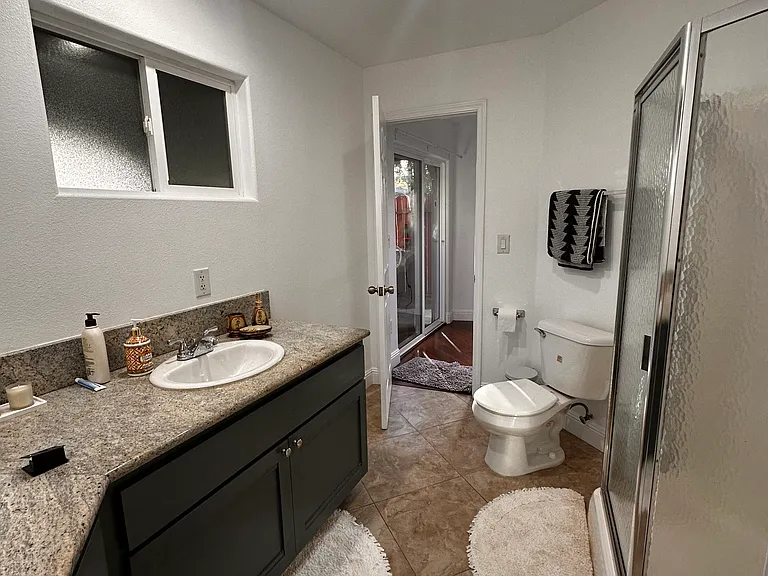 1130 Breezewood Ct — Photo 12
