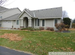 4453 Park Ct, White Bear Lake, MN 55110