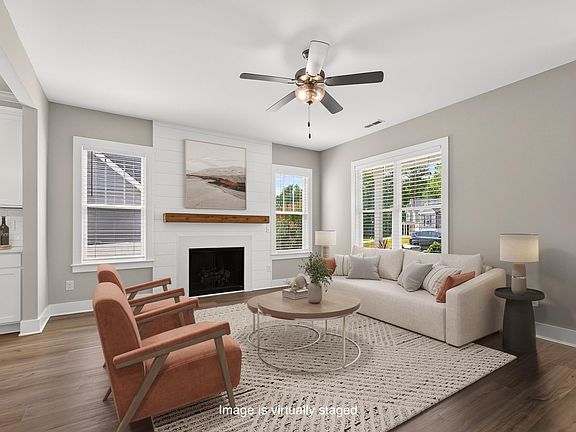 2nd image of 101 Averly Ct