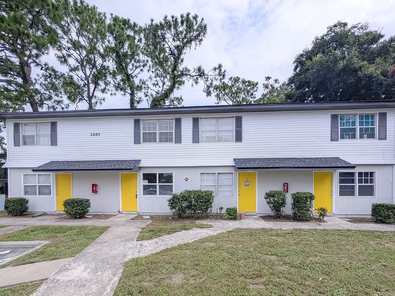 Yellow Pine Townhomes — Photo 3