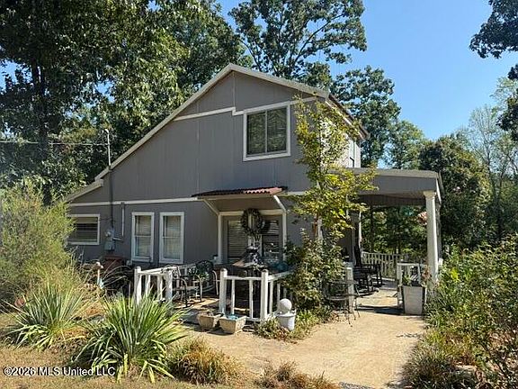 3rd image of 442 Fields Rd