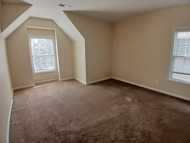 117 Station Dr — Photo 34