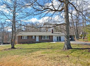 15921 Smithey Dr, Haymarket, VA 20169