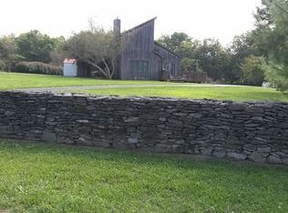 225 Christina Dr, Salvisa, KY 40372