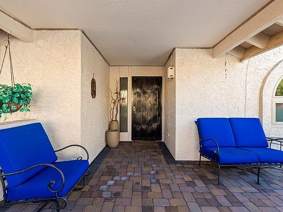 2nd image of 11809 N Nightingale Cir