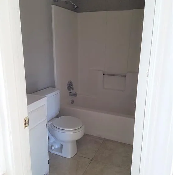 1801 Washington Ave #8 — Photo 6