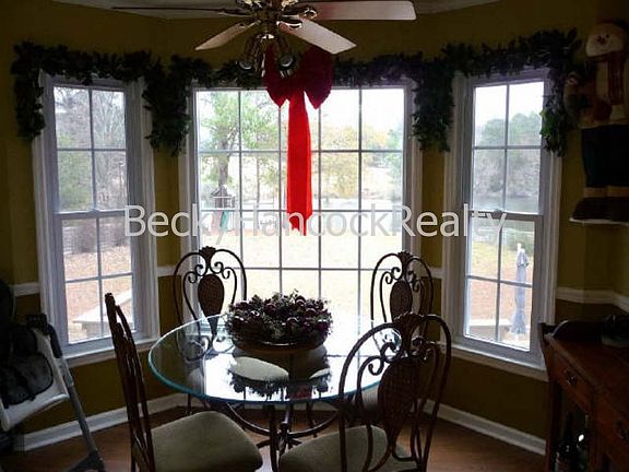 5th image of 408 Lake Oliver Dr