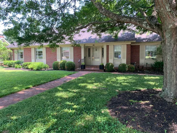 220 Clinton Rd, Lexington, KY 40502