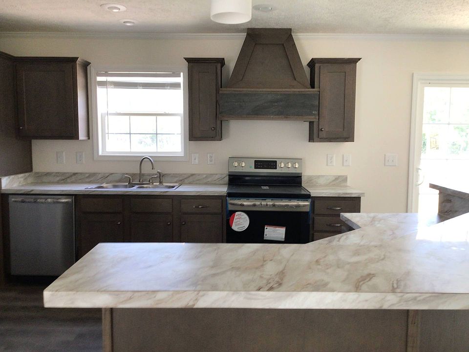 2nd image of 43 Dewberry Ln #4CZQQL