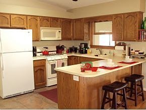 2nd image of 1043 N Latigo Ln