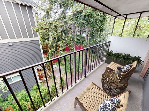3rd image of 7400 5th Ave NE APT 402