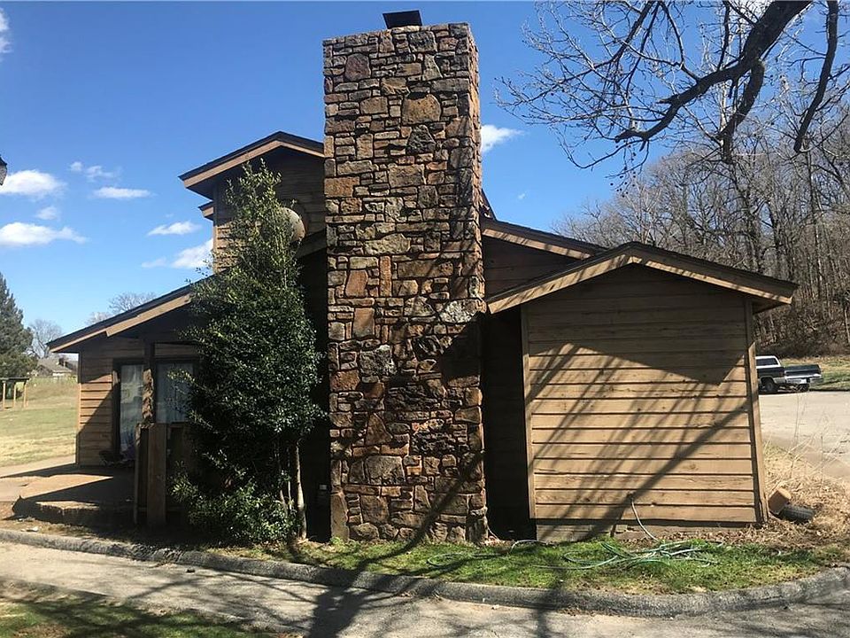 1st image of 13747 Turnberry Ln