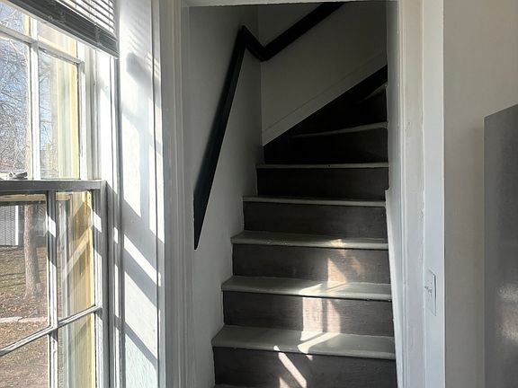 4th image of 955 Marquette St #2-B