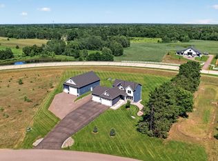 20011 Grouse St NW, Oak Grove, MN 55011