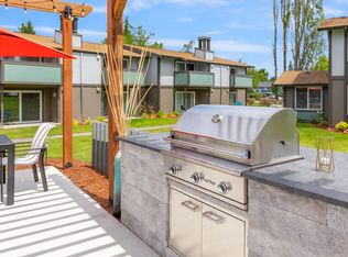 5720 23rd St E #J01, Tacoma, WA 98424