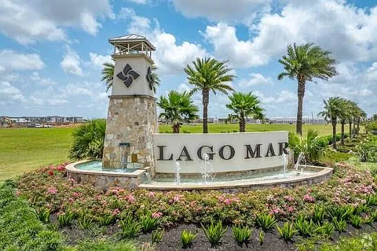 13520 Leeward Edge Dr