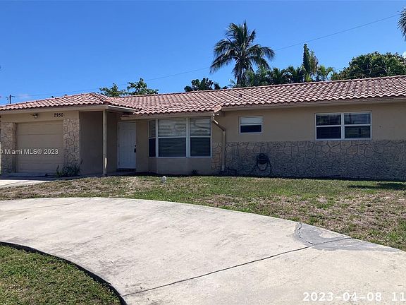 2nd image of 2950 S Seacrest Blvd