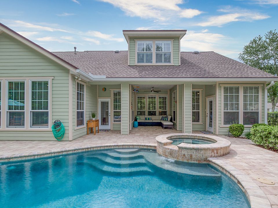 1st image of 987 Eagle Point Dr