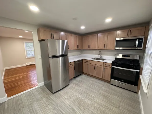 10 Byron Pl APT 2, Somerset, NJ 08873