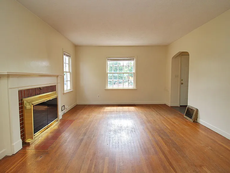 7323 N McKenna Ave — Photo 5
