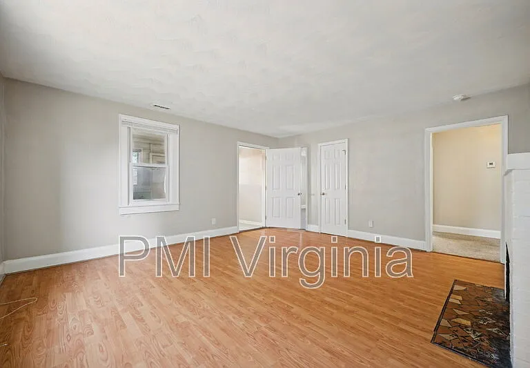 1915 Lansing Ave — Photo 8