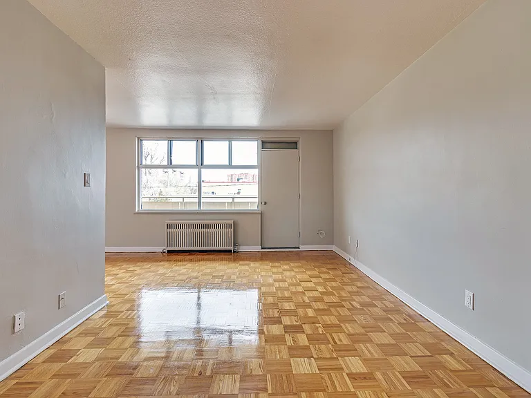 10 Ionview Rd — Photo 9