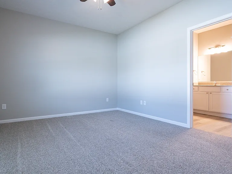4324 Dawn St #1 — Photo 8