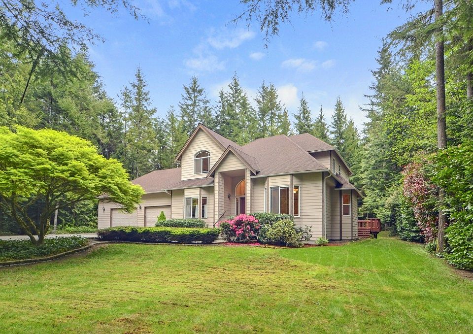 1st image of 24392 Gracey Trail Ln NE