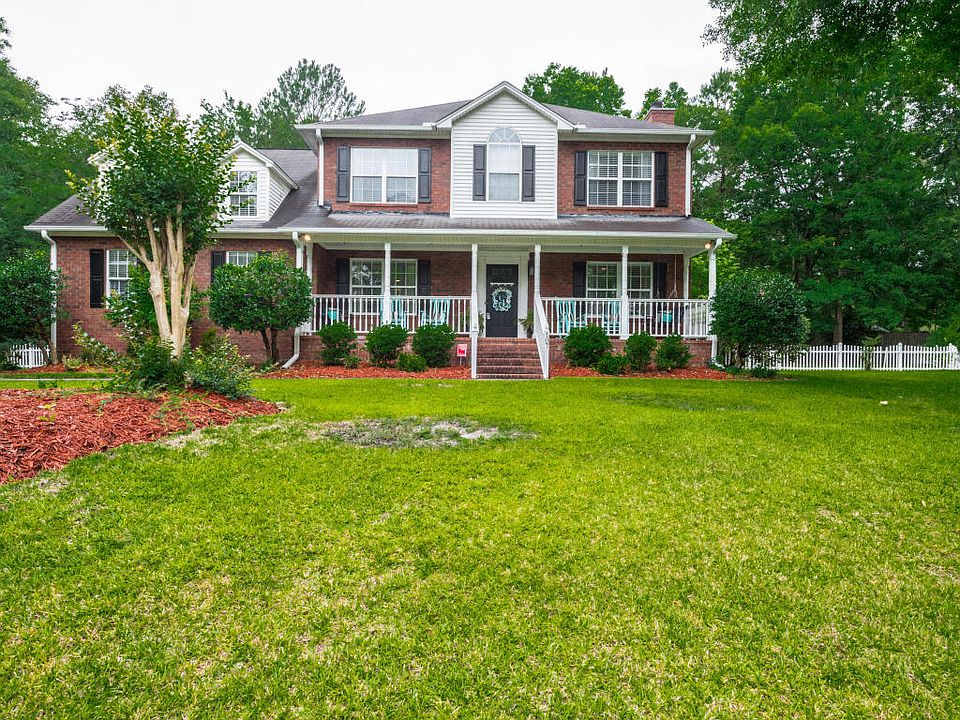 1st image of 107 Leighton Ct