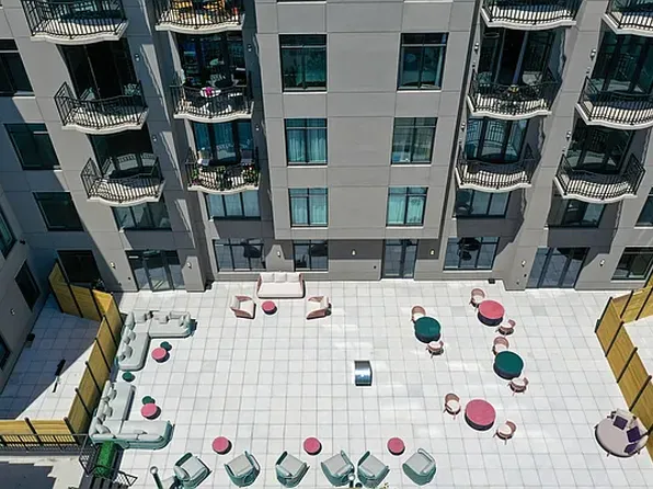 875 4th Avenue image 24 of 24