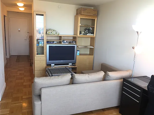 Sold by Living Quest Real Estate Inc. | media 10