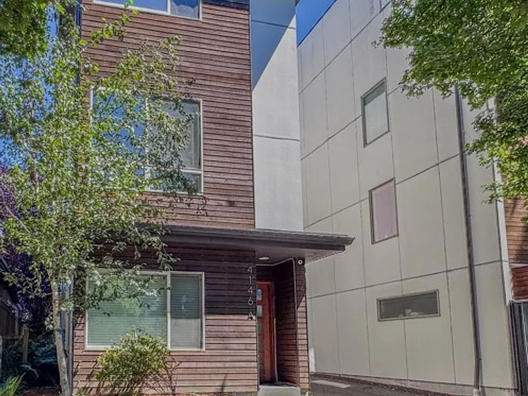 4146 25th Ave SW #A — Photo 1