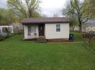 650 W Lindsey St, Buffalo, MO 65622