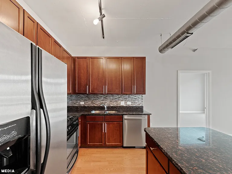 909 W Washington Blvd #1008 — Photo 4