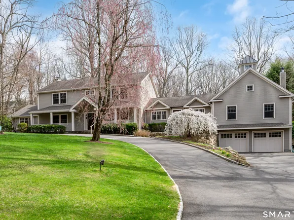 88 Bentwood Drive, Stamford, CT 06903