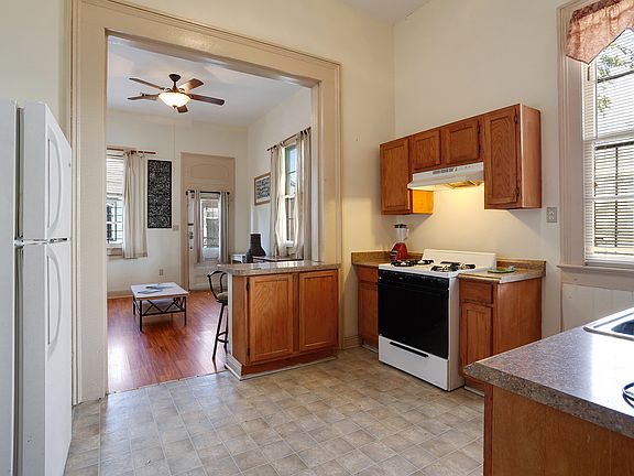 5th image of 1023-25 Piety St