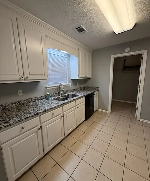200 Brookdale Dr — Photo 5