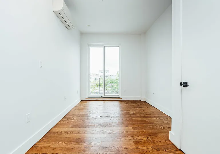 67 Stanhope St #3A — Photo 10