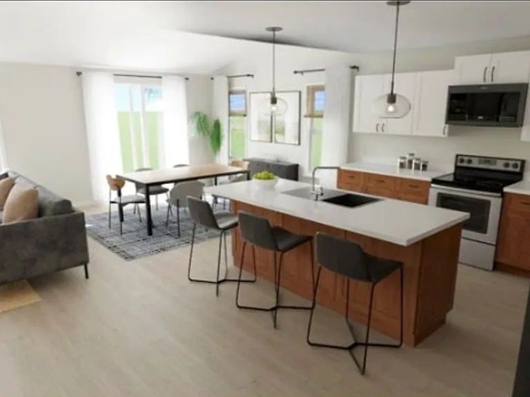 934 Eisenhower Blvd — Photo 2
