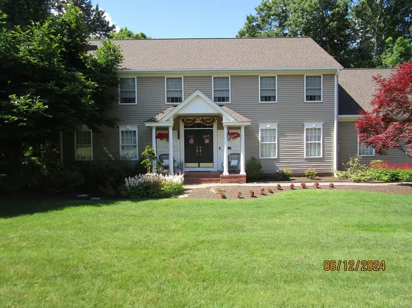 75 Winding Trail, Cheshire, CT 06410
