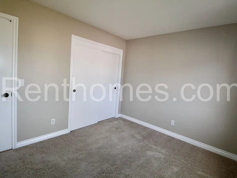 10928 Sunset Ridge Dr — Photo 14
