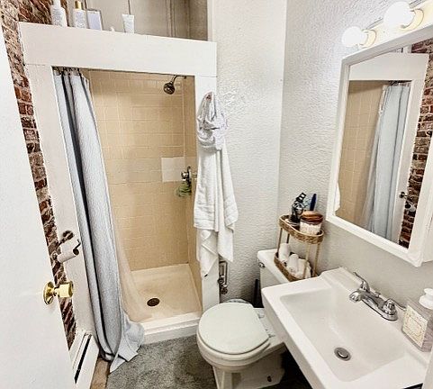 5th image of 40 Anderson St APT 13