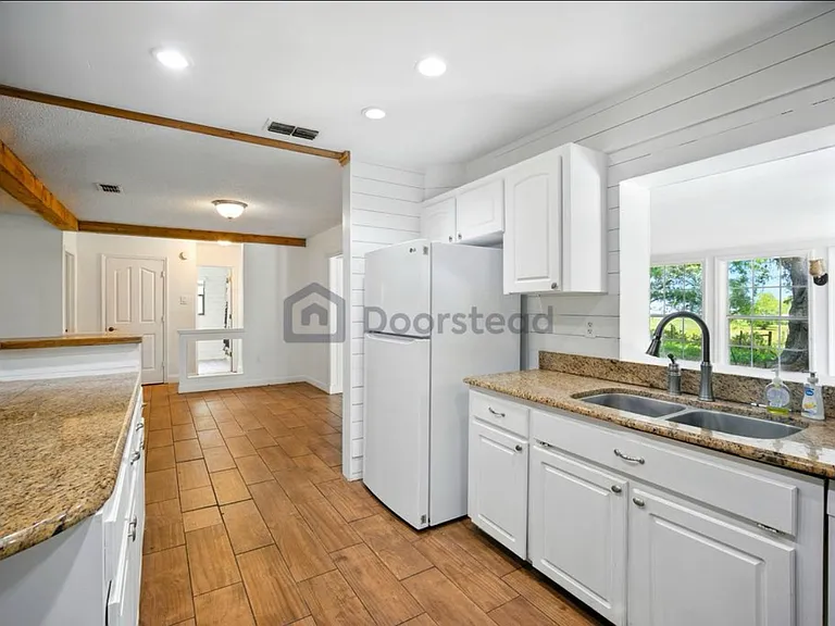 Oakwood Ct — Photo 46