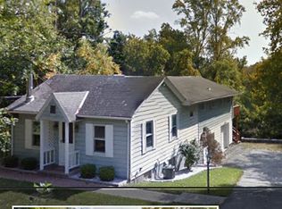 71 Mathes St, Lake Peekskill, NY 10537